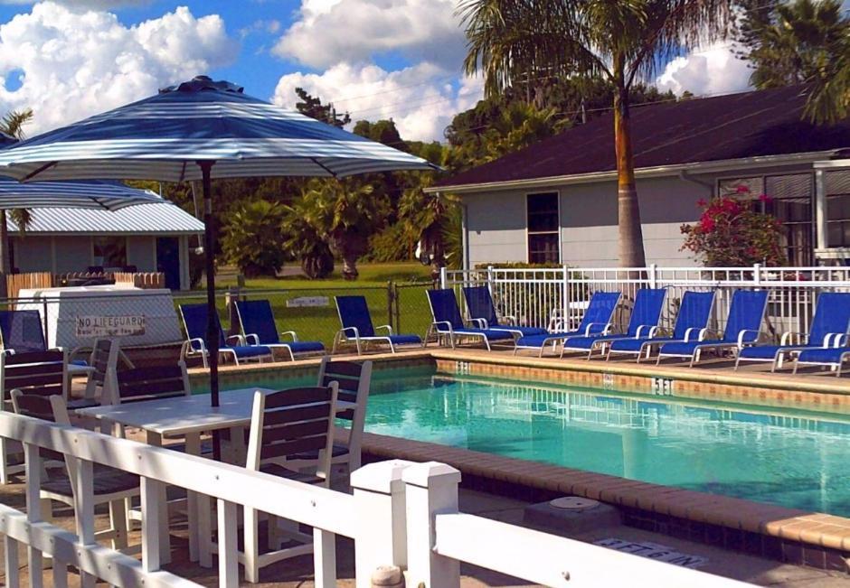 The Rivers Edge Motel LaBelle Exterior foto